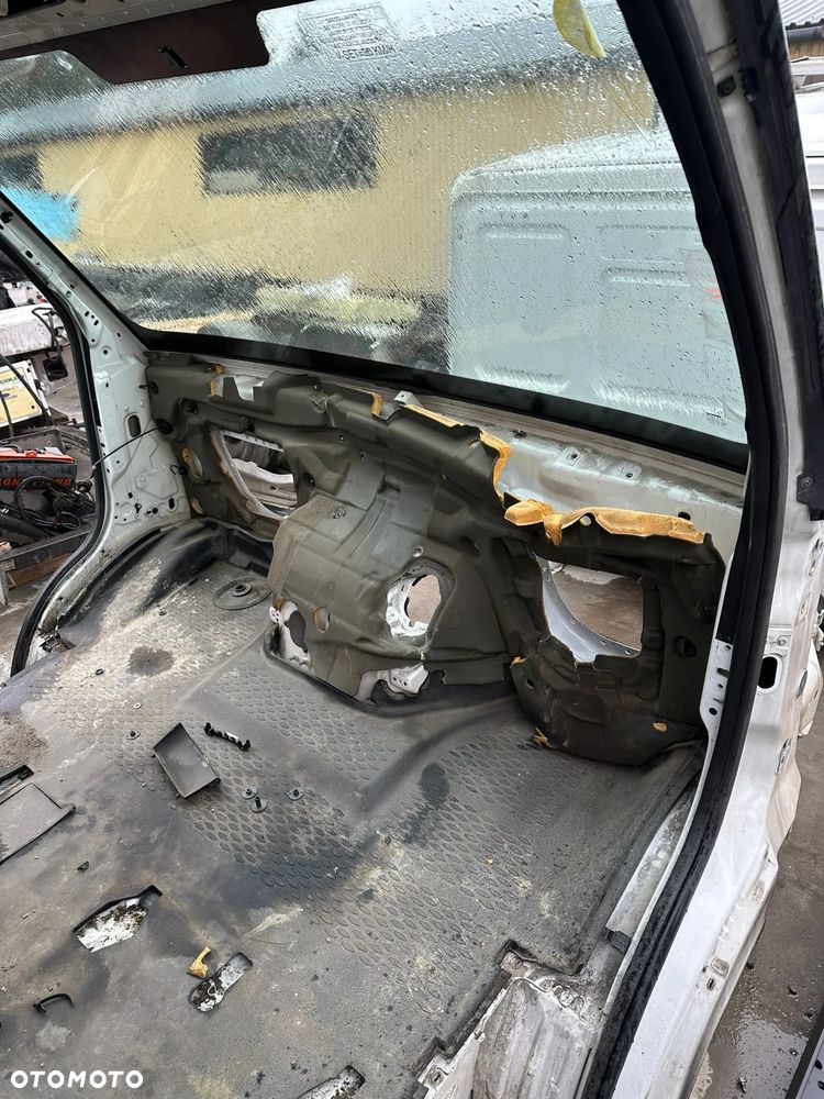 KABINA IVECO DAILY 2014- SZKIELET - 9