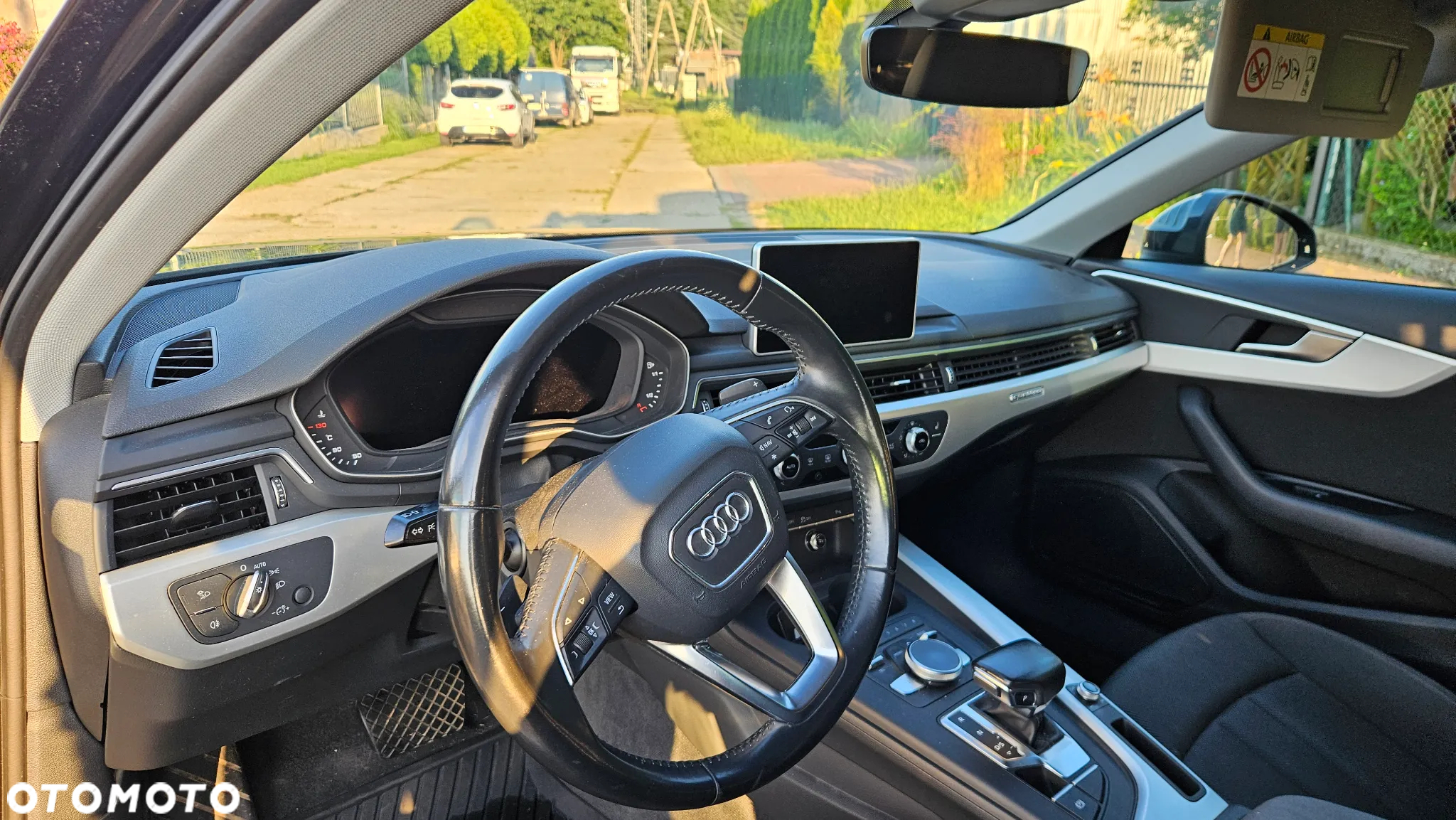 Audi A4 Allroad 2.0 TDI Quattro S tronic - 11