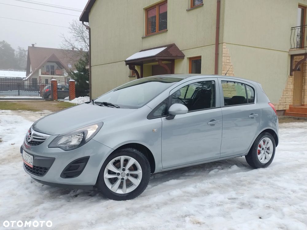 Opel Corsa 1.2 16V Edition 150 - 2