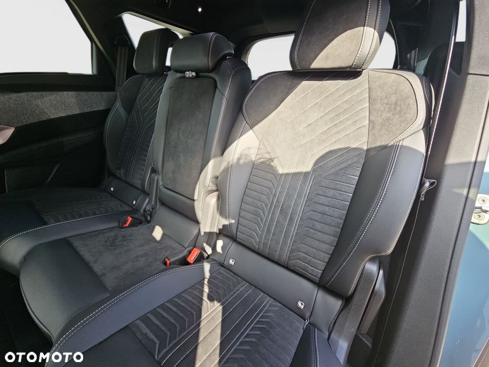 Peugeot 5008 - 22