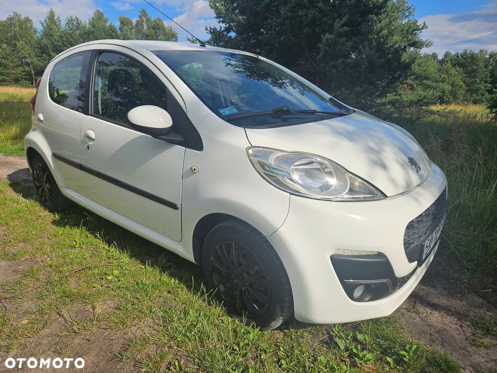 Peugeot 107 1.0 Trendy - 1