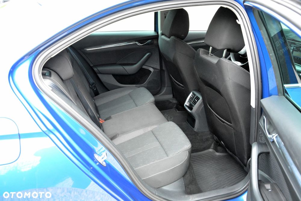 Skoda Octavia 1.5 TSI ACT Style - 35