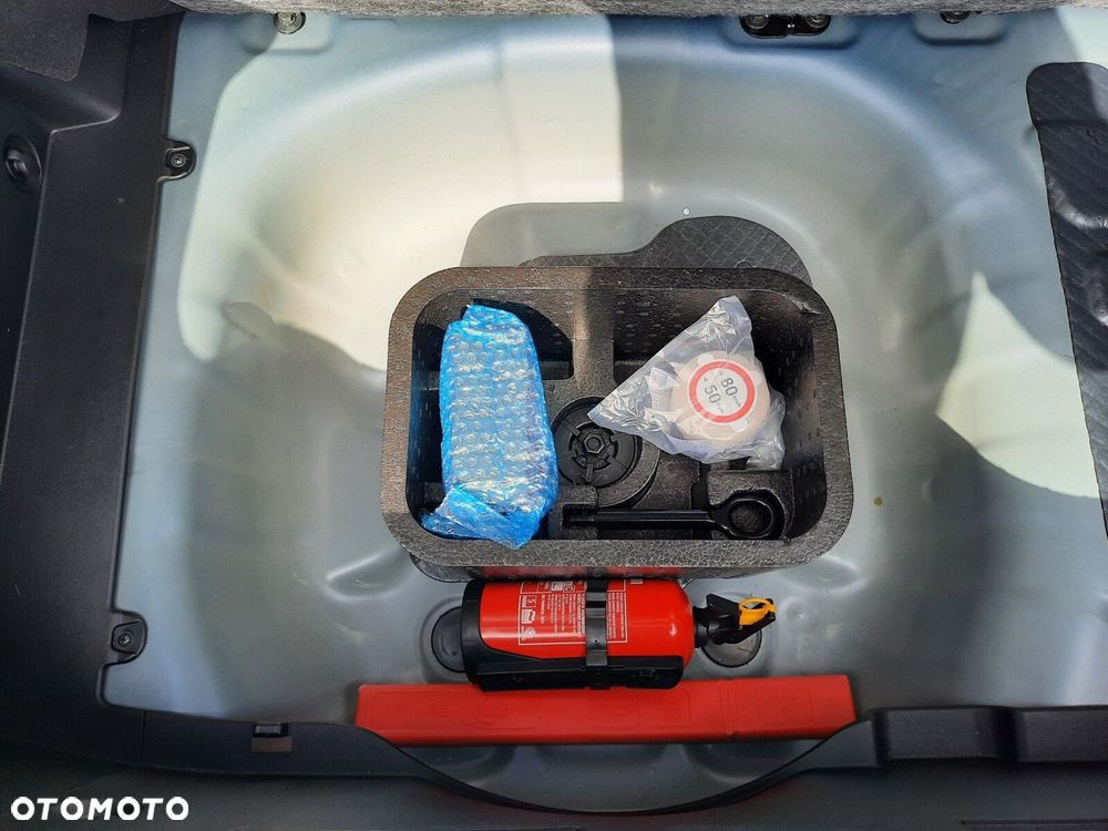 Hyundai i20 1.2 Modern - 34