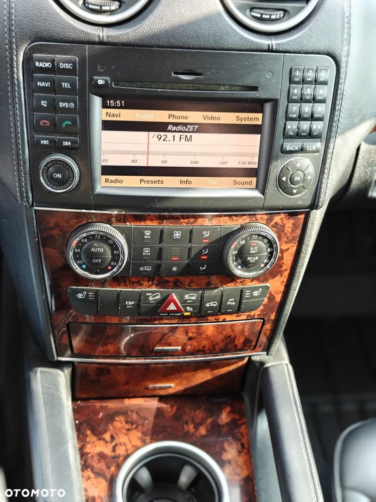 Mercedes-Benz GL 450 4Matic 7G-TRONIC - 15