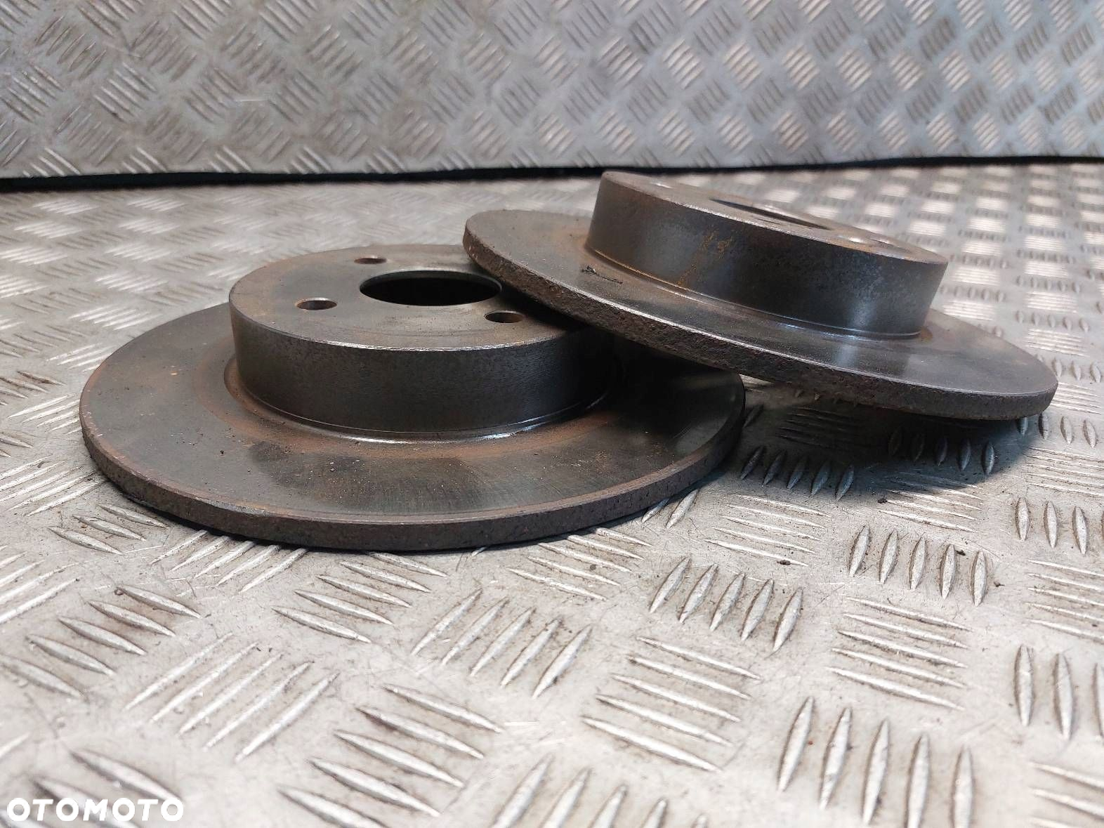 TARCZE HAMULCOWE TYŁ + KLOCKI + ZACISKI OPEL MERIVA A 1.8 16V - 4