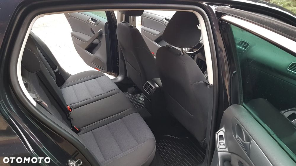 Volkswagen Golf 1.6 TDI Highline - 26