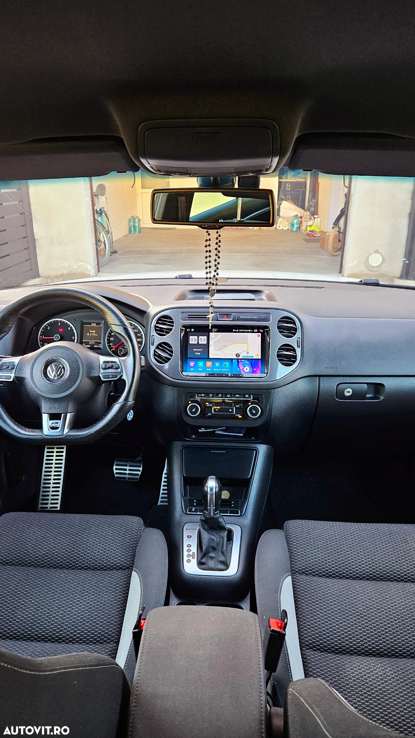 Volkswagen Tiguan 2.0 TDI 4Motion DSG Sport & Style - 6