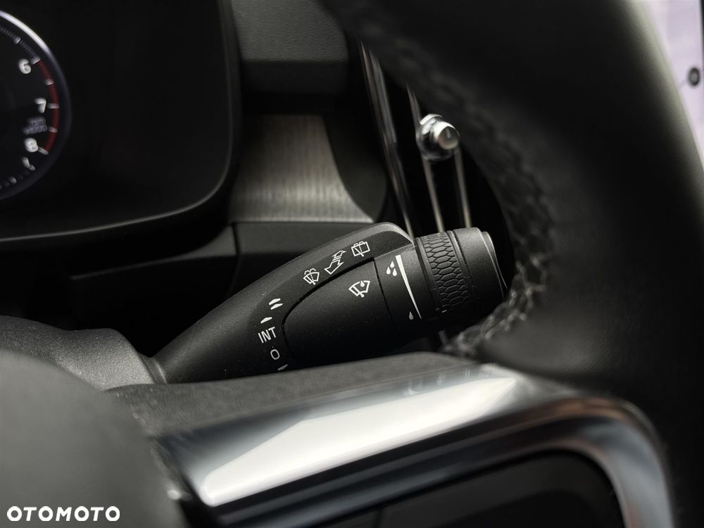 Volvo XC 40 - 13