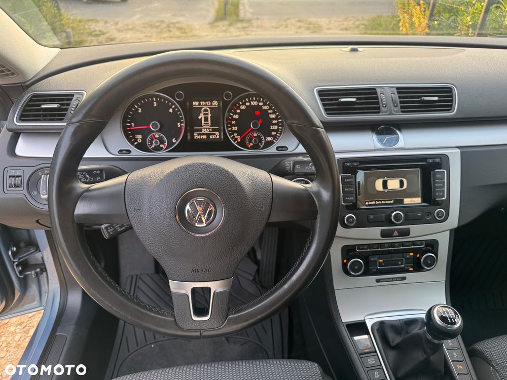 Volkswagen Passat CC 2.0 TDI BlueMotion Technology - 27