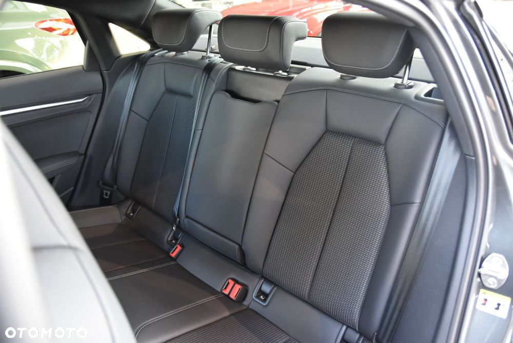 Audi S3 Limousine - 10