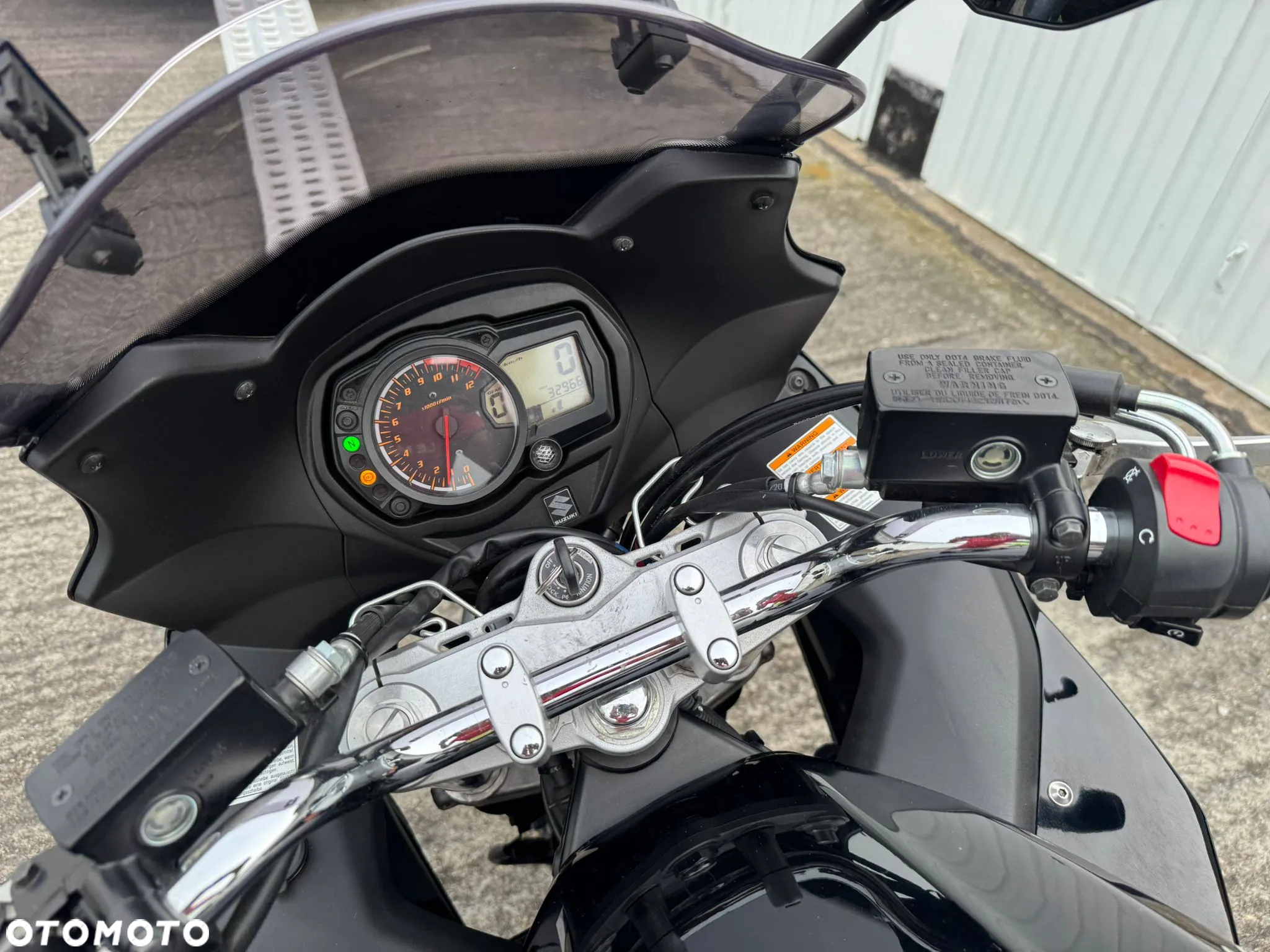 Suzuki GSX - 4