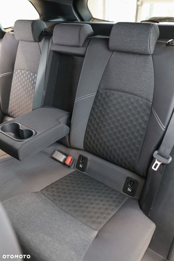 Toyota Corolla 1.8 Hybrid Comfort - 13