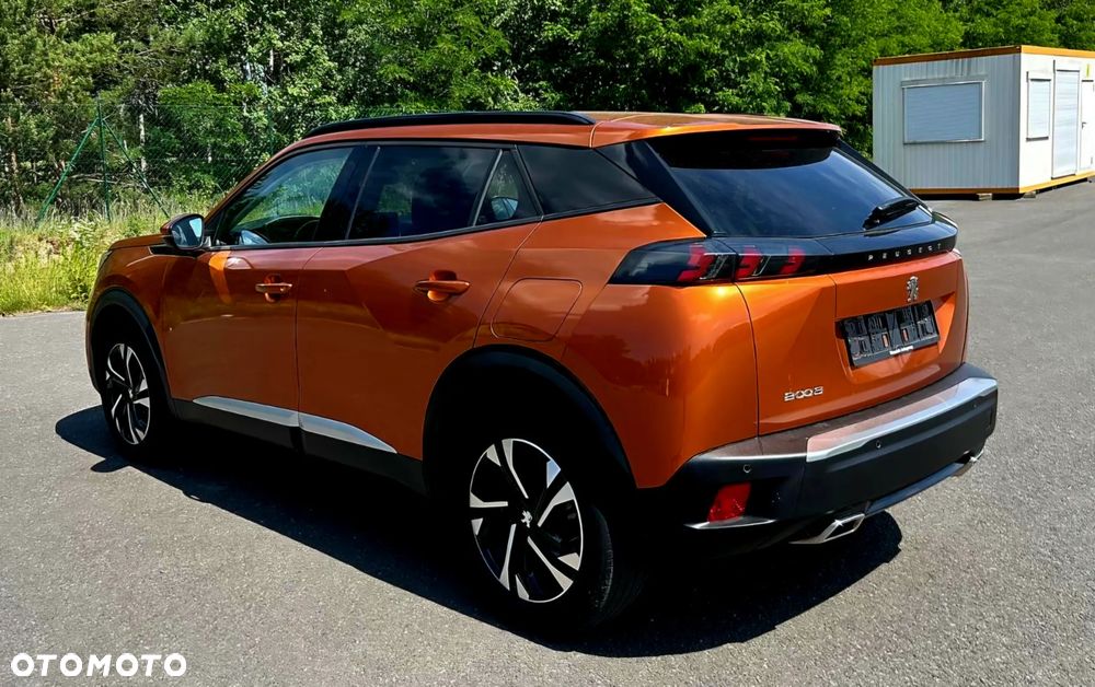 Peugeot 2008 PureTech 130 EAT8 Allure Pack - 8