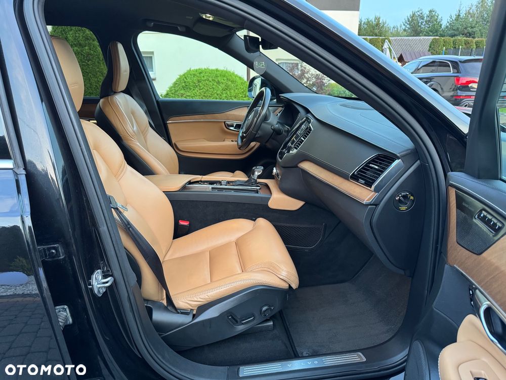 Volvo XC 90 D5 AWD Inscription 7os - 16