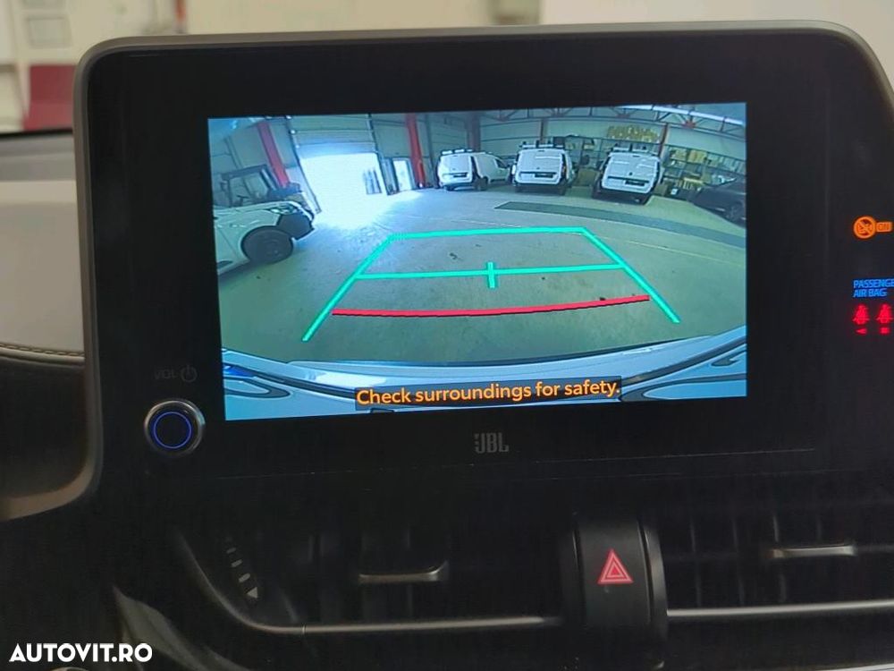 Toyota C-HR - 6