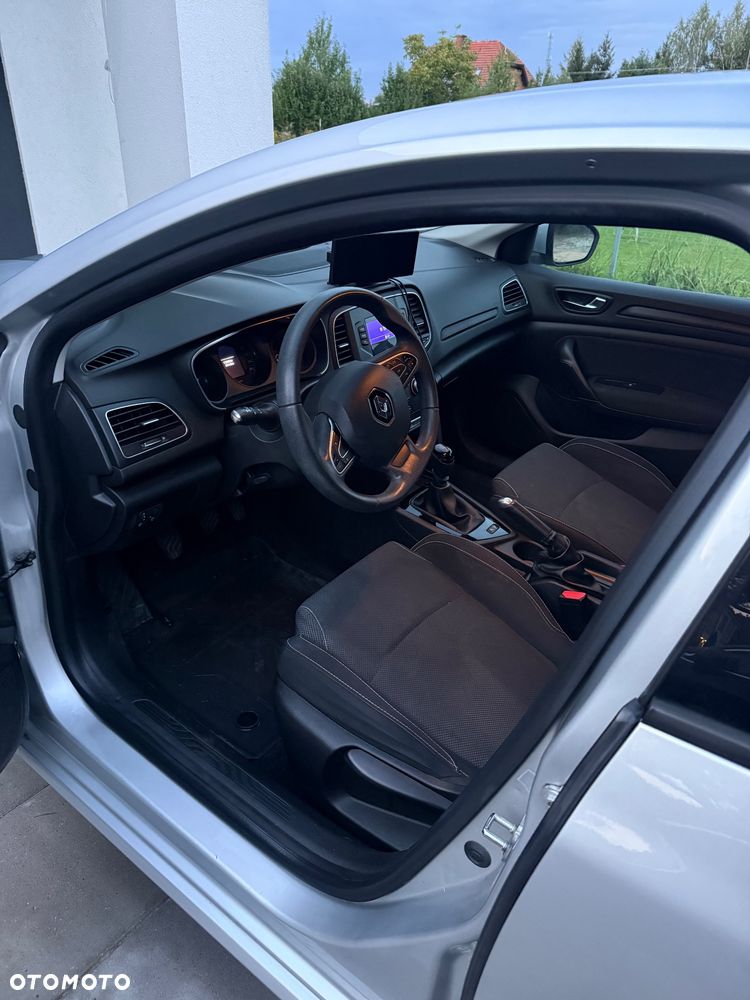 Renault Megane - 11
