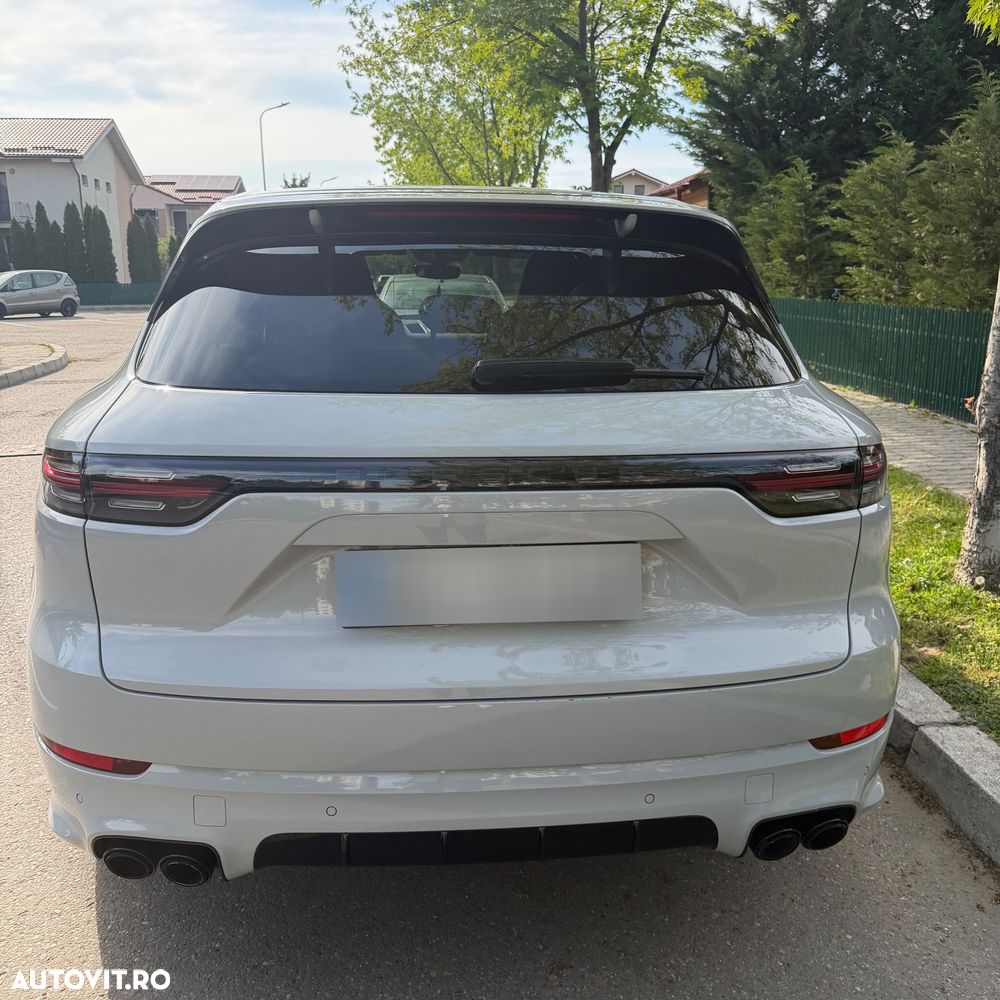 Porsche Cayenne Tiptronic S Platinum Edition - 4