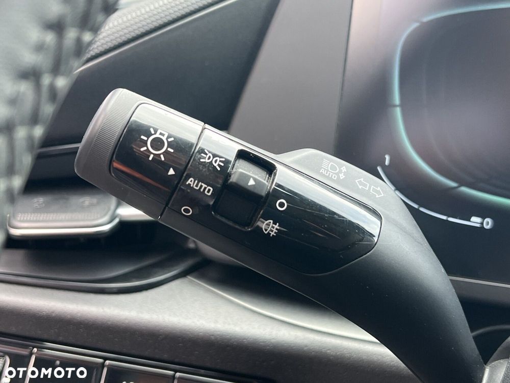 Kia Niro 1.6 GDI Hybrid M - 13