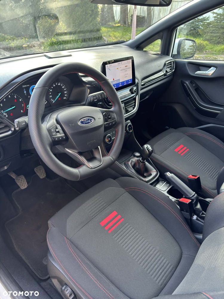 Ford Fiesta 1.0 EcoBoost Hybrid S&S ST-LINE X - 16
