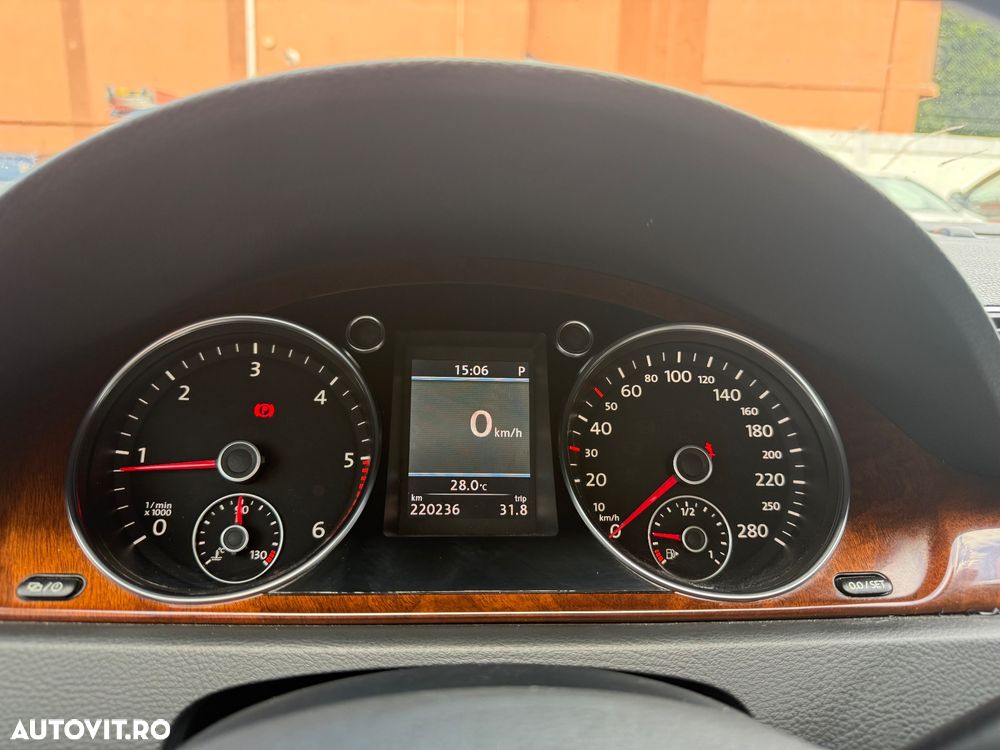 Volkswagen Passat CC - 16