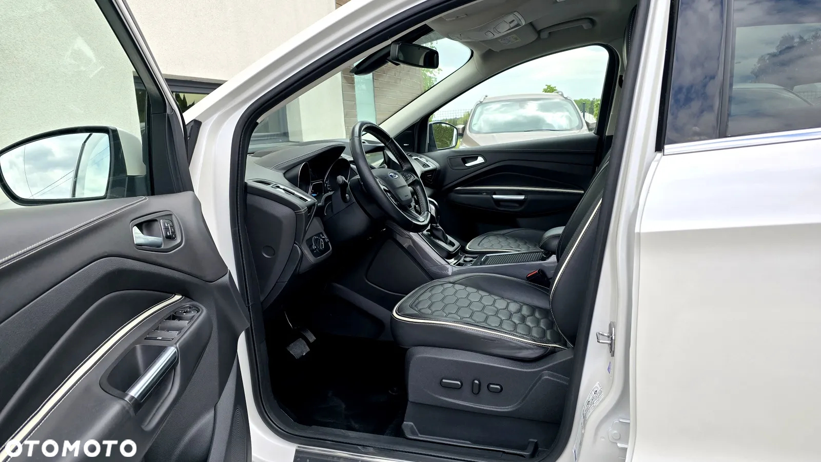 Ford Kuga Vignale 2.0 TDCi AWD - 18