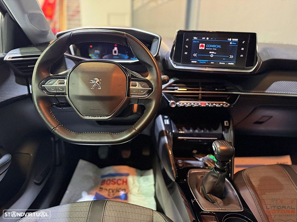 Peugeot 208 1.2 PureTech Allure Pack - 20