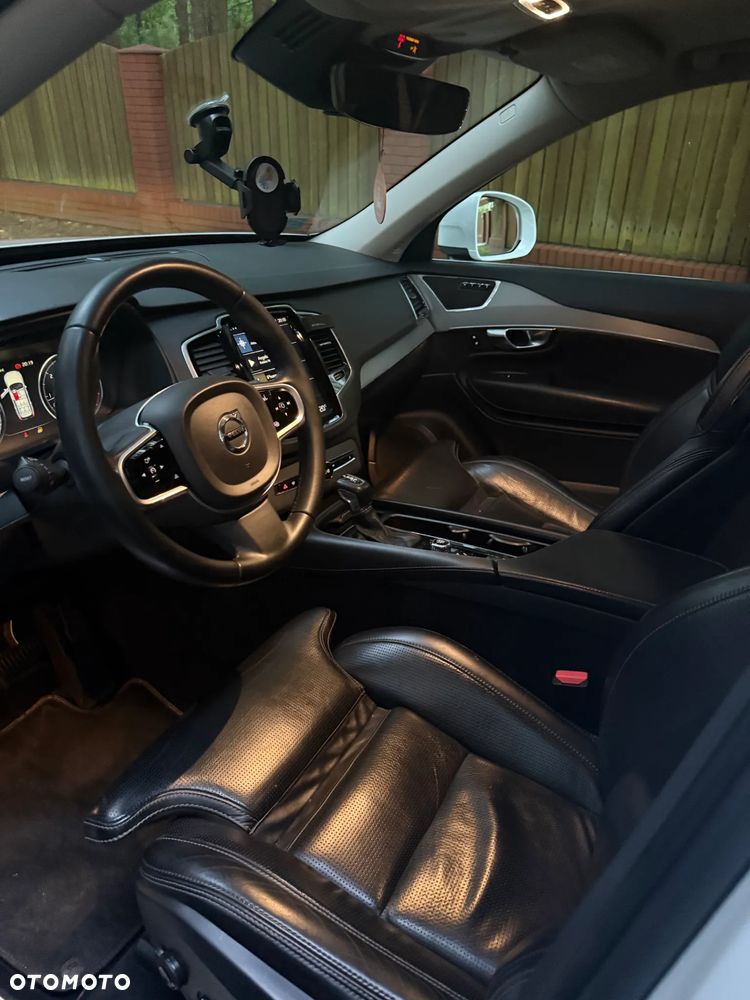 Volvo XC 90 D5 SCR AWD Inscription 7os - 8