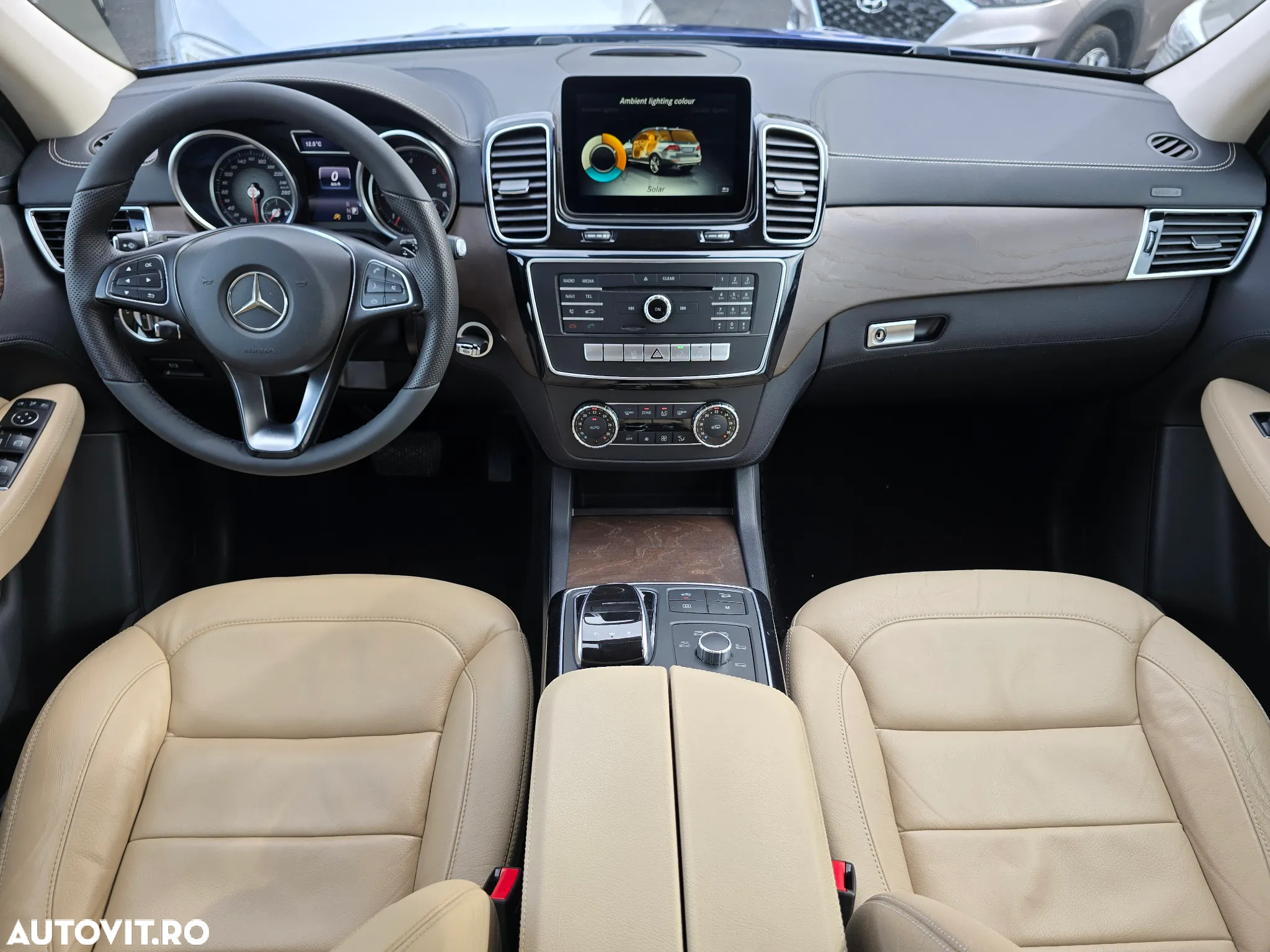 Mercedes-Benz GLE 250 d 4MATIC - 11