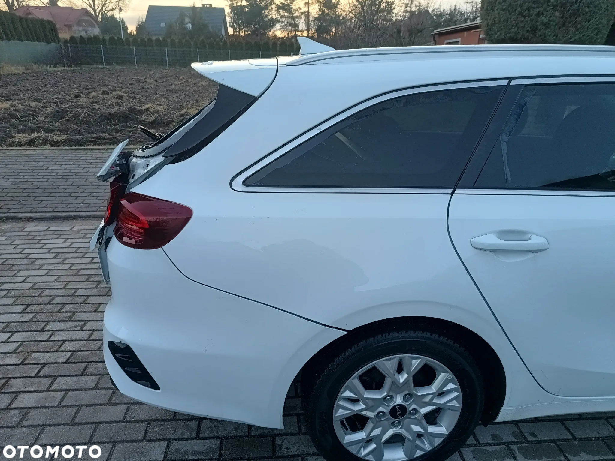 Kia Ceed 1.5 T-GDI OPF JBL Sound Edition - 34