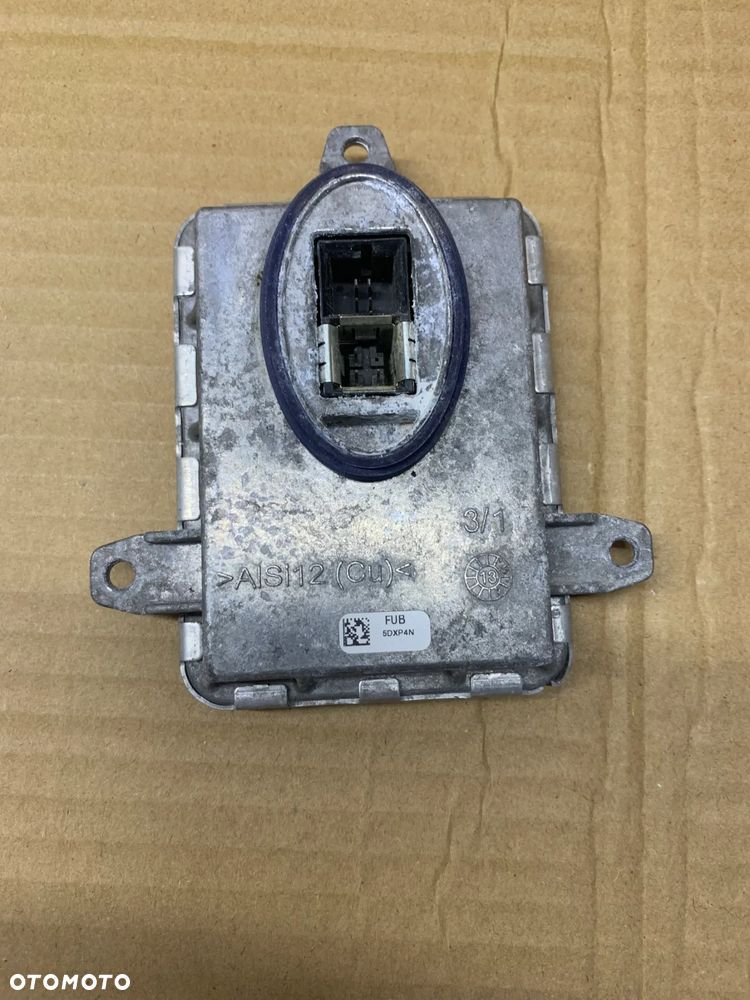Moduł lampy Xenon przetwornica BMW GT F34 7296090 - 2