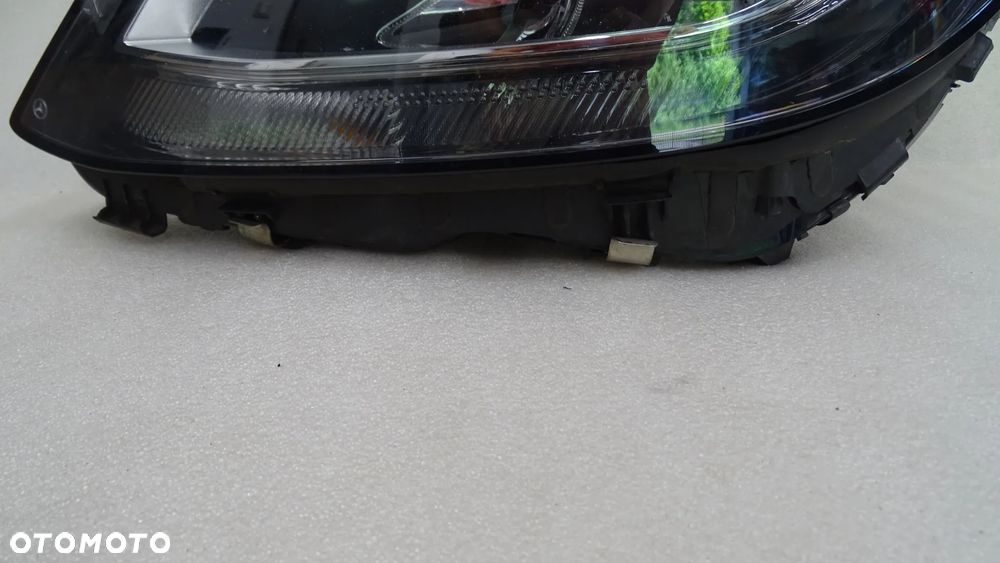 MERCEDES C-KLASA W205 - lampa przednia lewa - 7