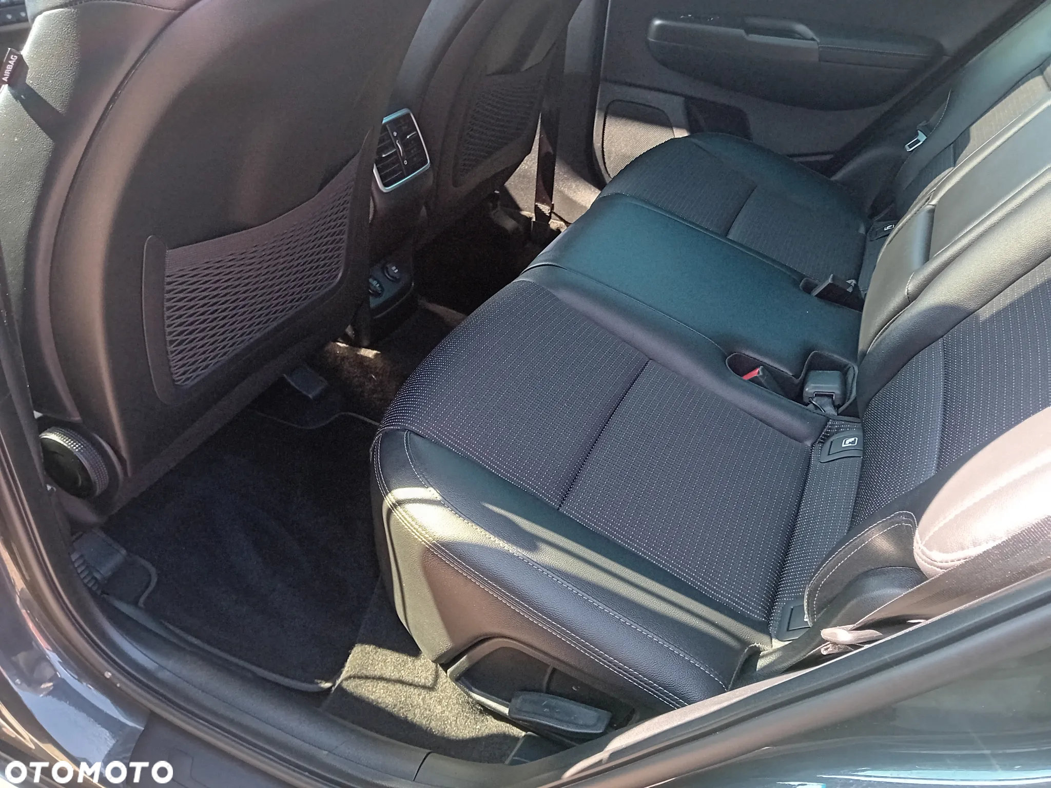 Kia Sportage - 14