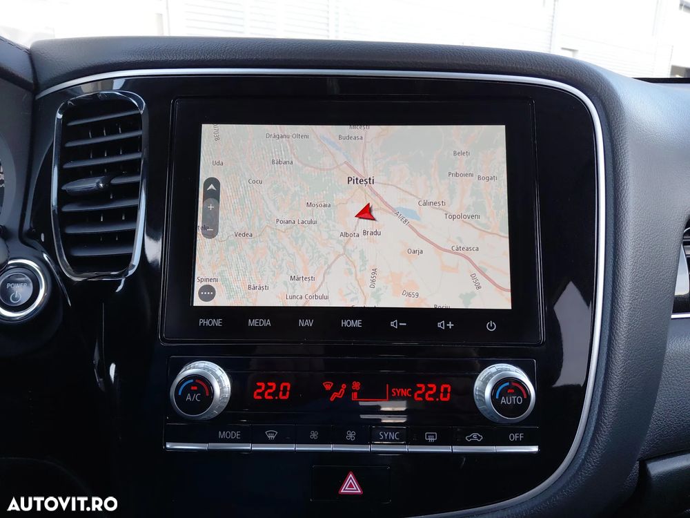 Mitsubishi Outlander 2.4 4WD Spirit - 25