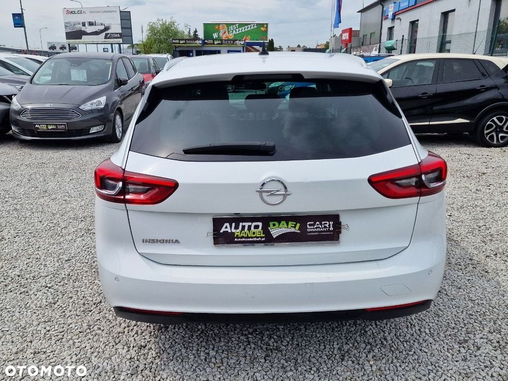Opel Insignia - 35