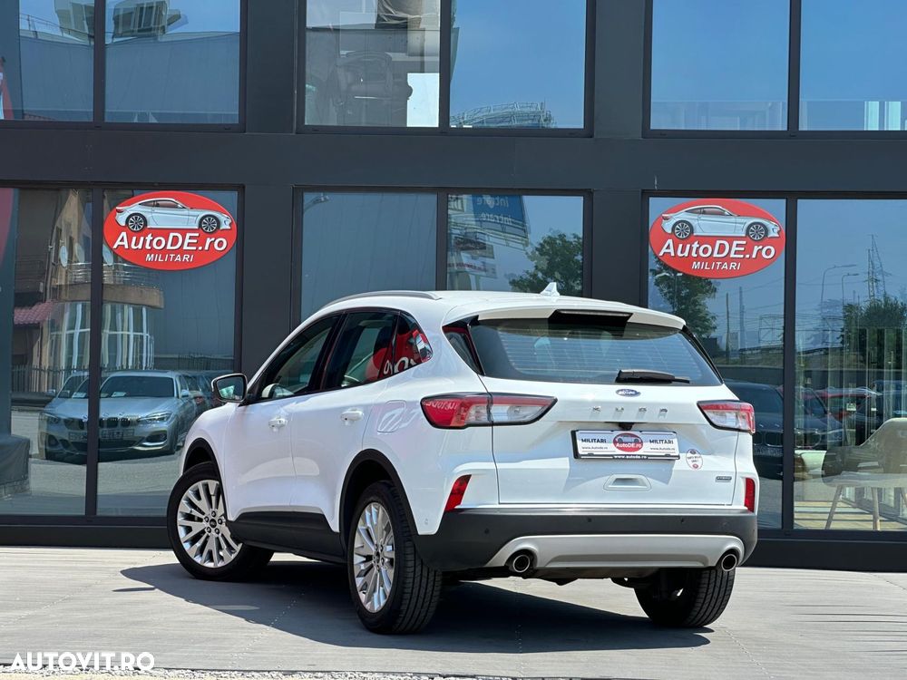 Ford Kuga - 4