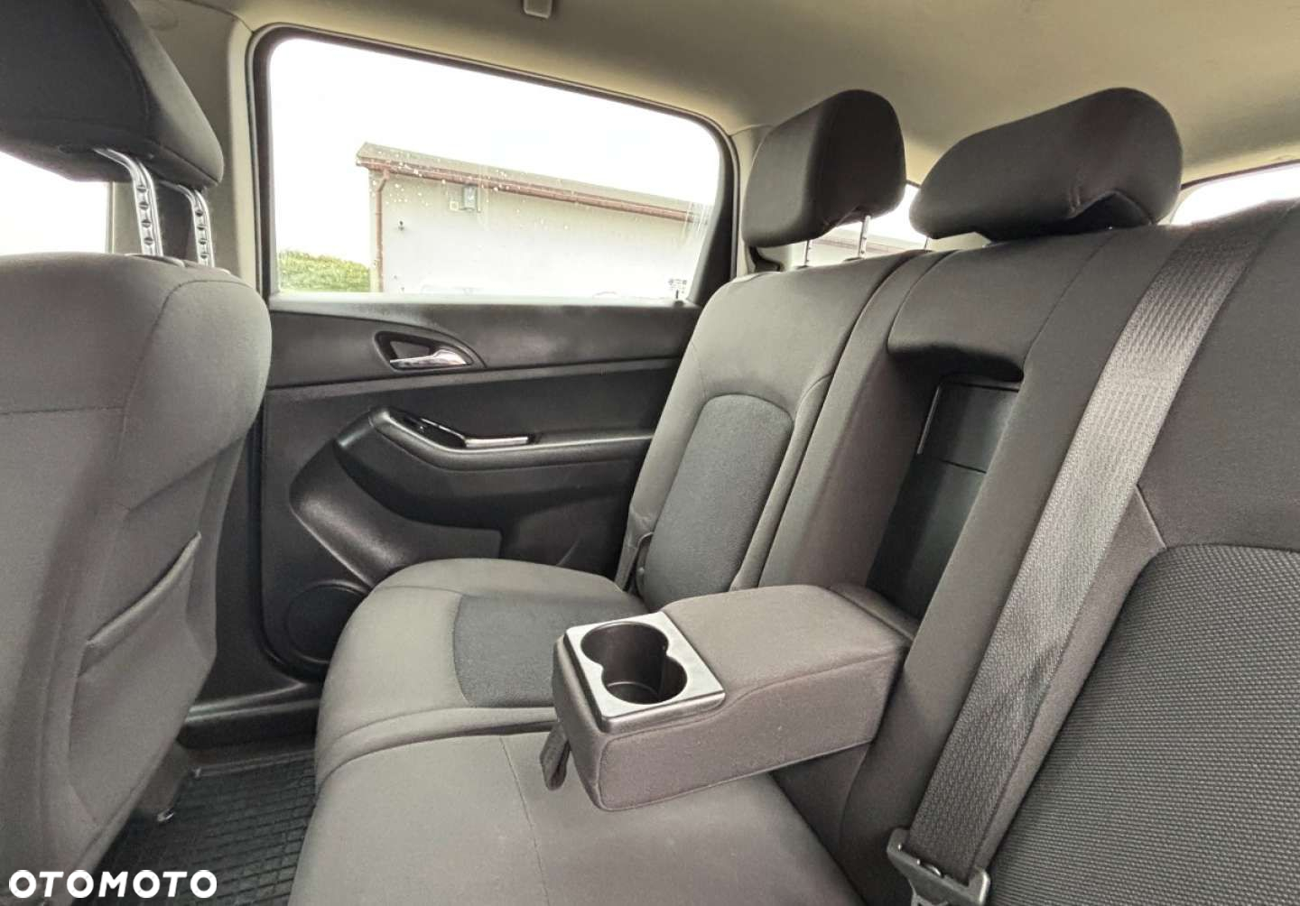 Chevrolet Orlando - 14