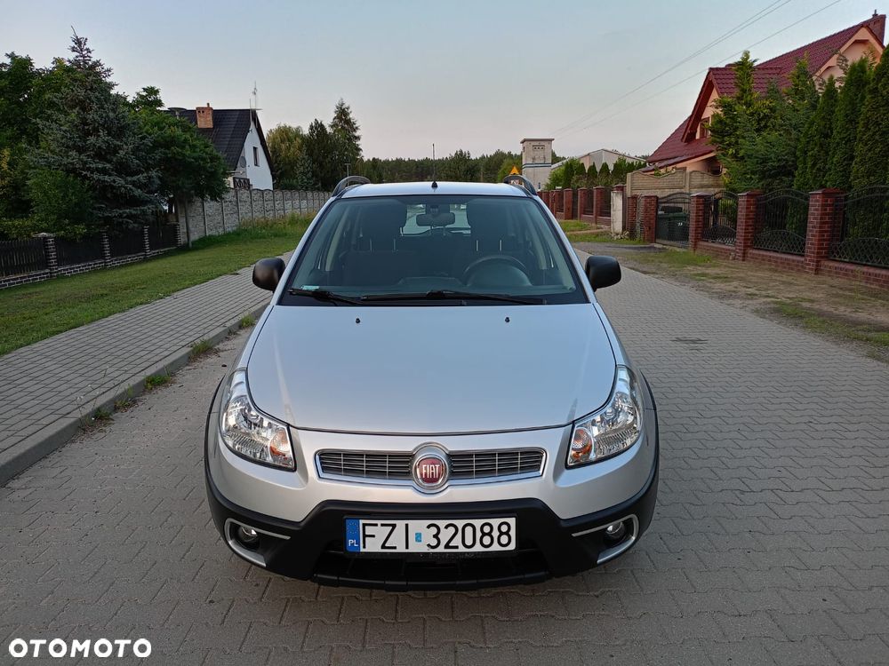 Fiat Sedici - 2