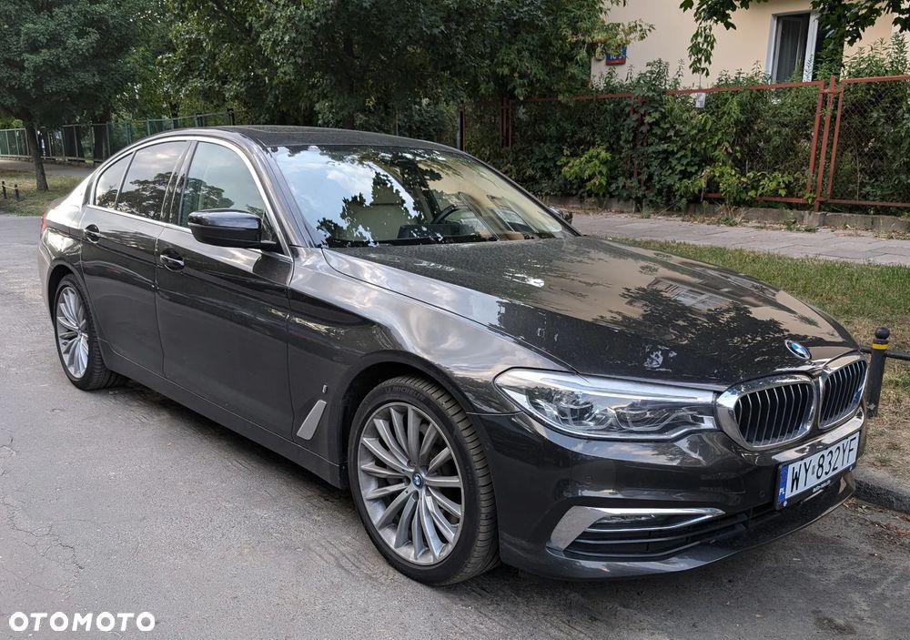 BMW Seria 5 530e iPerformance Luxury Line - 17
