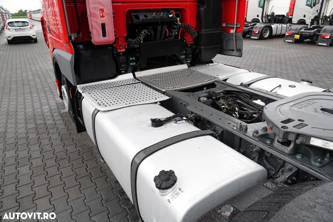 DAF XF 480 / PLATĂ JOSĂ / MEGA / 2021 / SSC / DUPĂ CONTRACT DE SERVICE GOLDEN / - 11