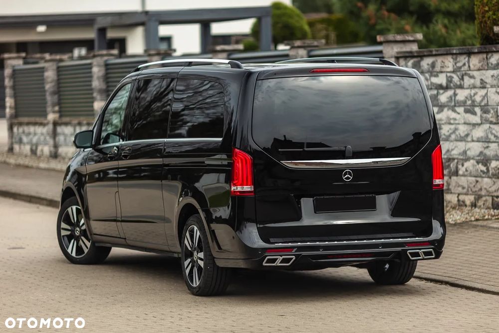 Mercedes-Benz Klasa V 300 d extralang 4Matic 9G-TRONIC Avantgarde - 14
