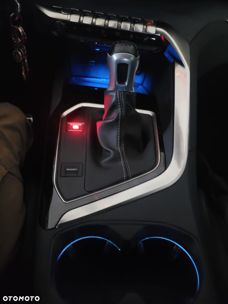 Peugeot 3008 1.5 BlueHDi GT S&S - 27