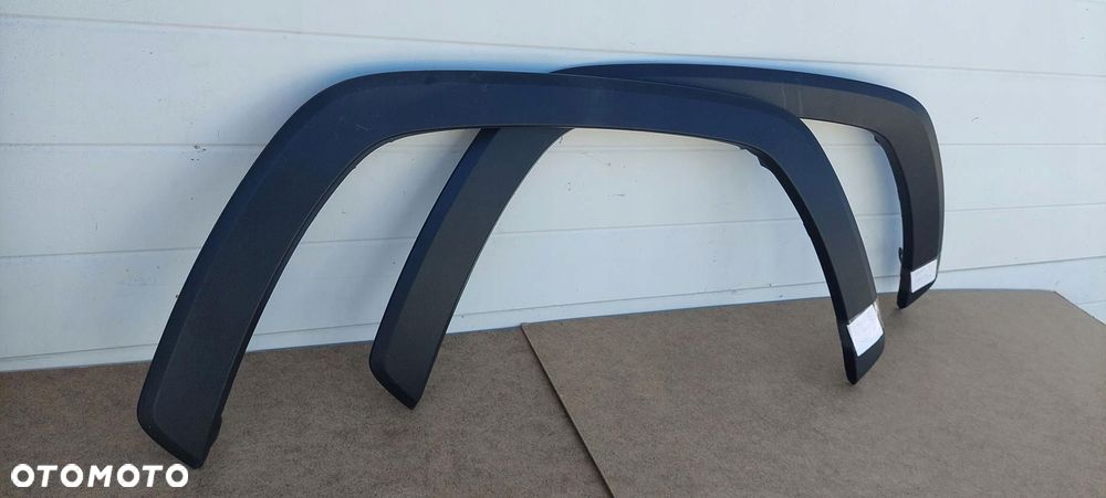 toyota rav 4 listwa prawa po 20 r oryginał - 3