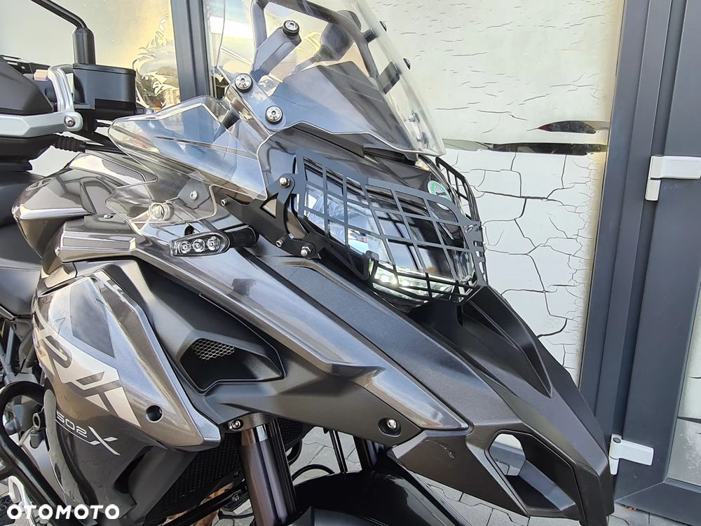 Benelli TRK 502X - 12