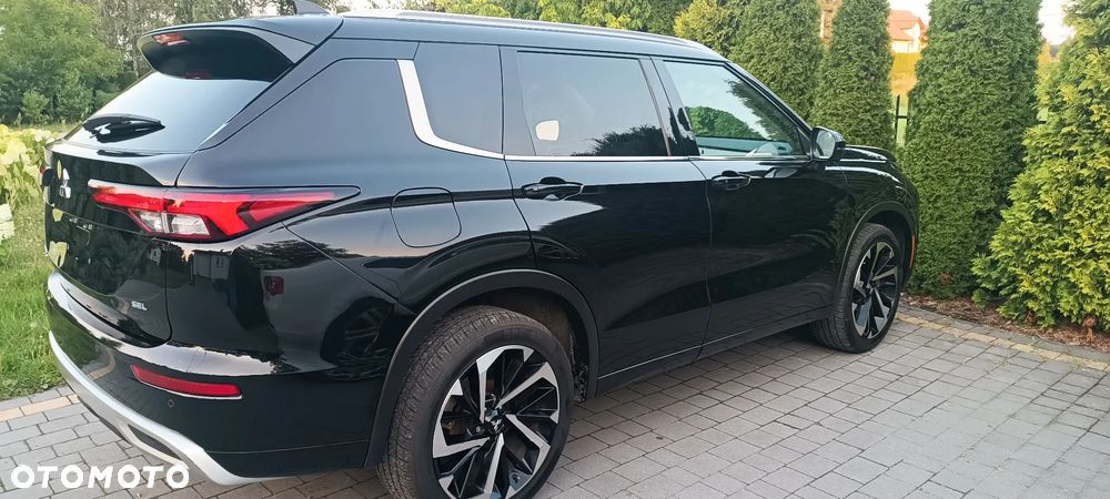 Mitsubishi Outlander - 35