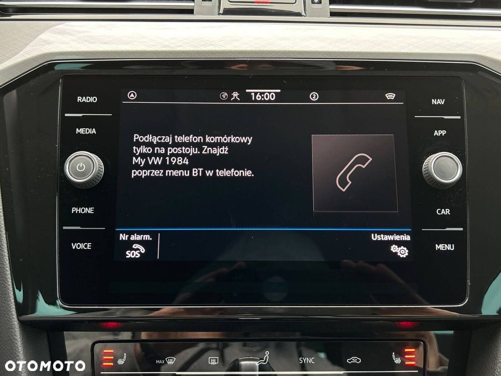 Volkswagen Passat - 37