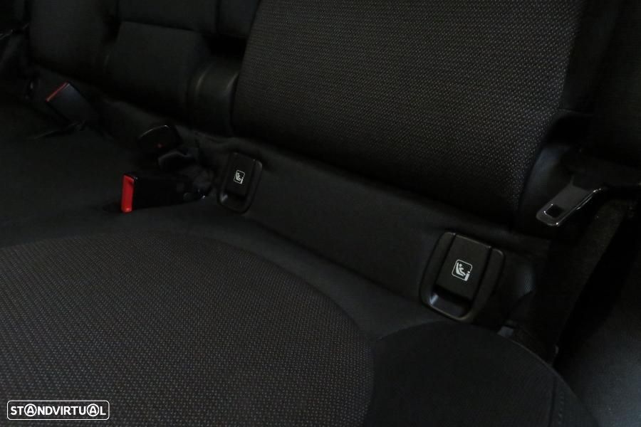 MINI Countryman Cooper SE ALL4 Auto - 33