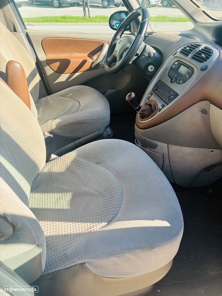 Citroën Xsara Picasso - 14