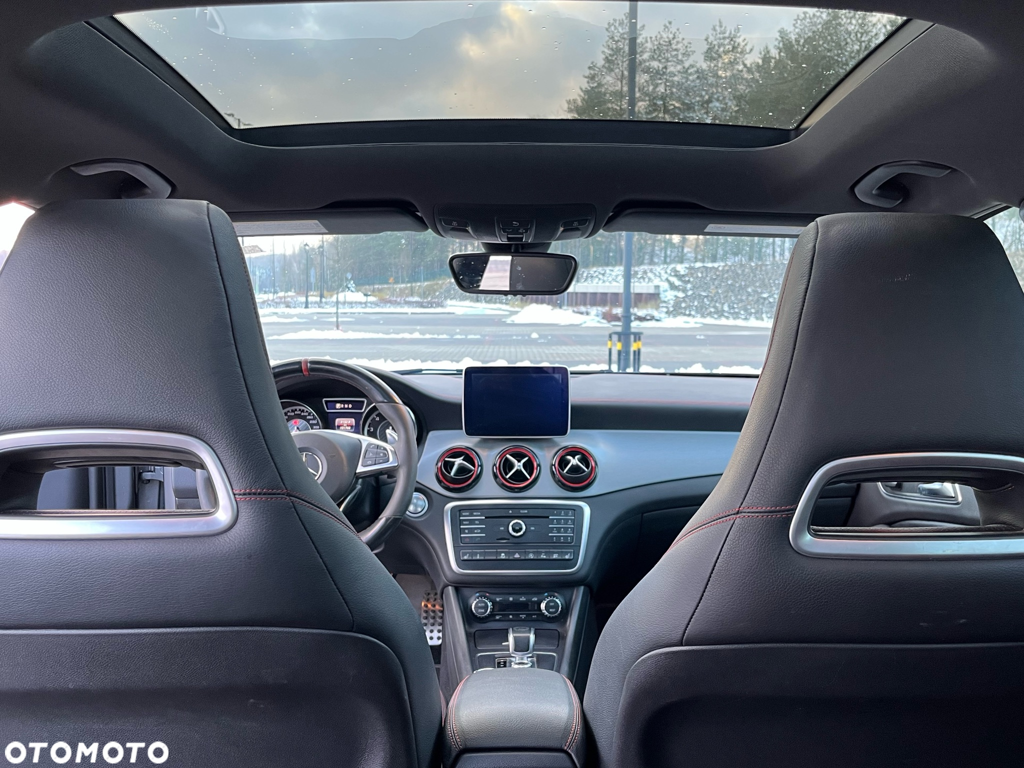 Mercedes-Benz GLA 45 AMG 4-Matic - 11