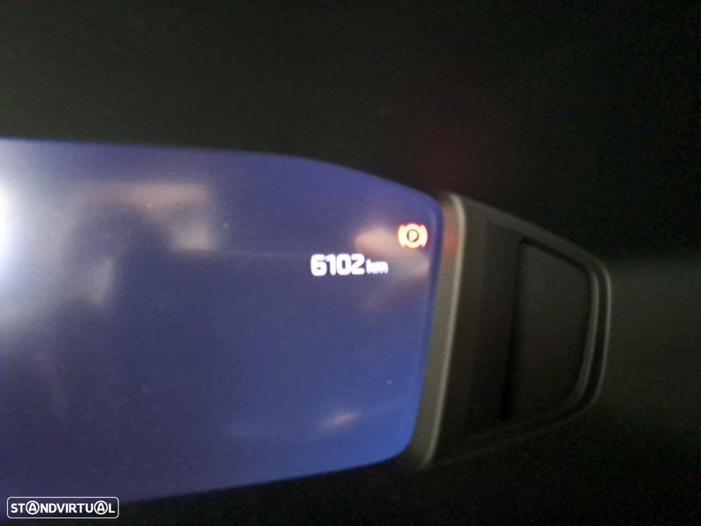 Peugeot e-2008 54 kWh Allure - 13