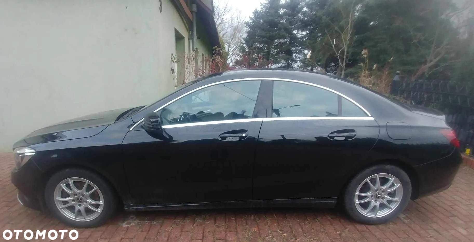 Mercedes-Benz CLA 180 d AMG Line - 10